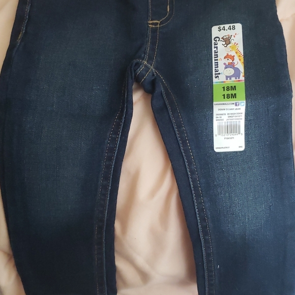 Jeans - Picture 3 of 3